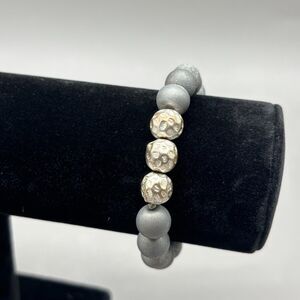 Natural Druzy Agate Beaded Stretch Bracelet Gray Gemstone Healing Silver Accents